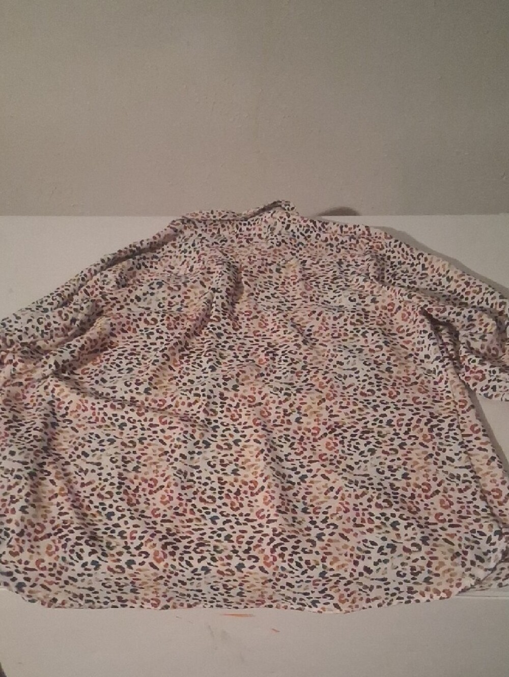 Apt. 9 Lightweight Button Down Blouse Animal Print Cream Base Size L - Picture 9 of 9